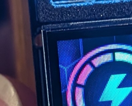 A closeup of the top-left of the main screen. Notice the blue pixels coinciding with the raw data.